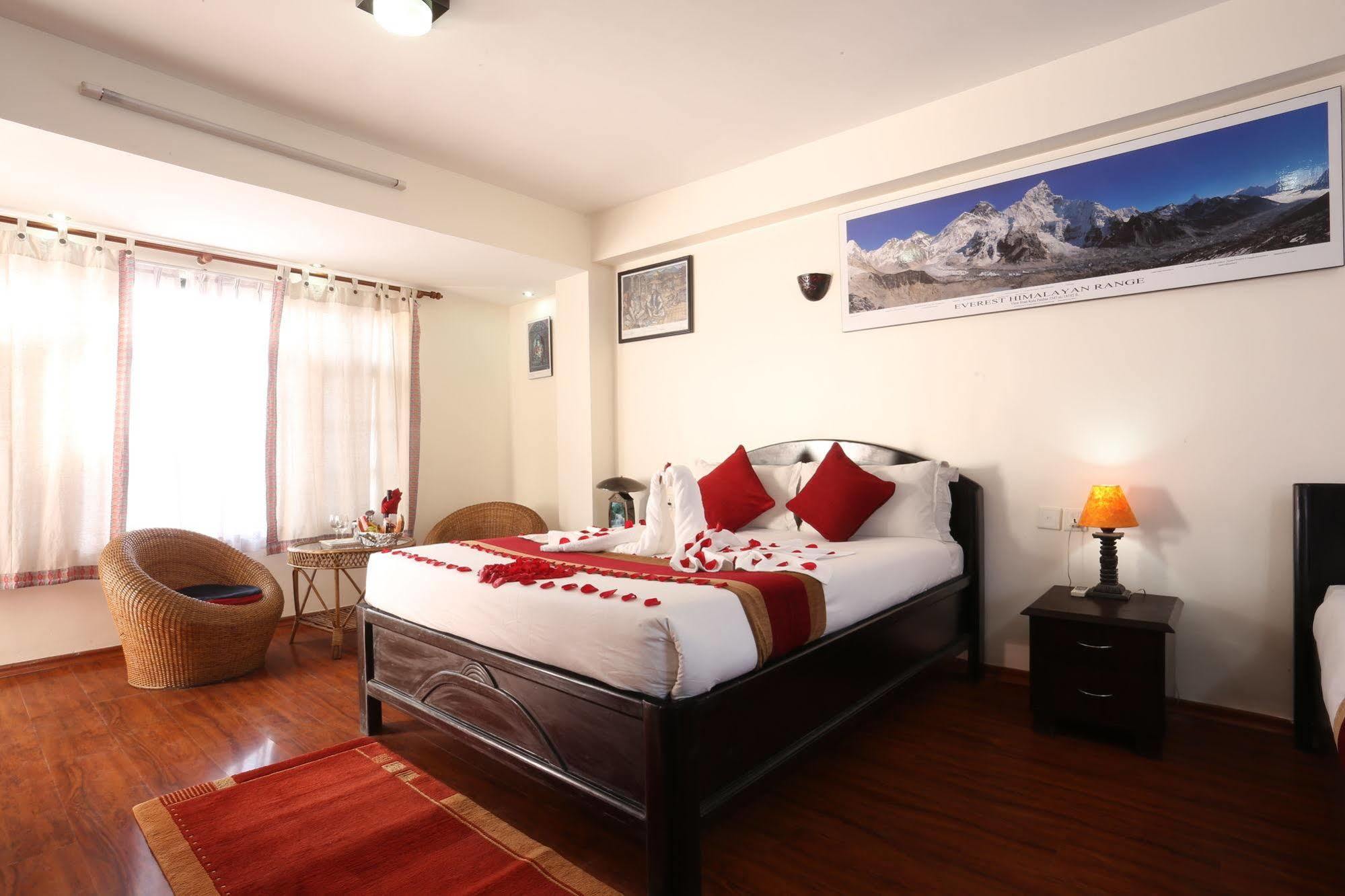 Thamel Eco Resort Катманду Екстер'єр фото